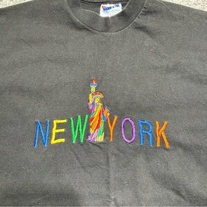 New York Shirt Large Vintage Crewneck Embroidered Statue Liberty Single Stitch